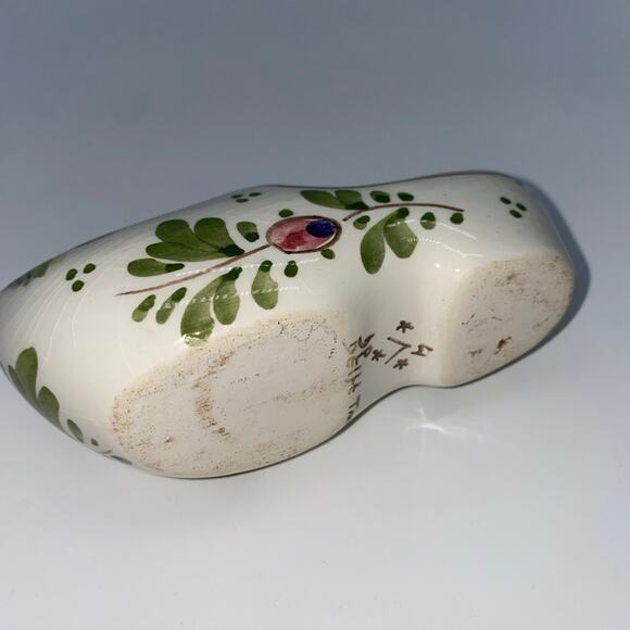 2 Hand painted porcelain shoes - Picture 5 of 11